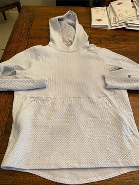 Lululemon Mens Textured Light blue Hoodie Tunic